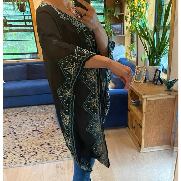 Monoreno black and blue embroidered boho sheer blouse - Picture 4 of 9